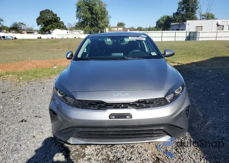 2022 Kia Forte Fe z USA, uszkodzony, nr VIN 3KPF24AD5NE449654